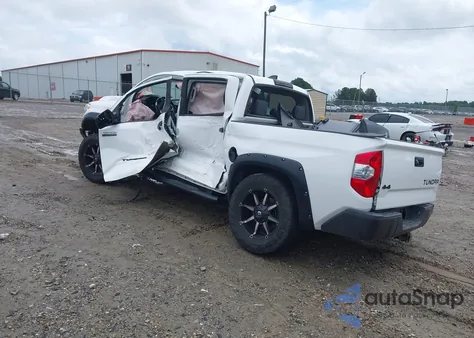 2020 Toyota Tundra Platinum z USA, uszkodzony, nr VIN 5TFAY5F12LX888854
